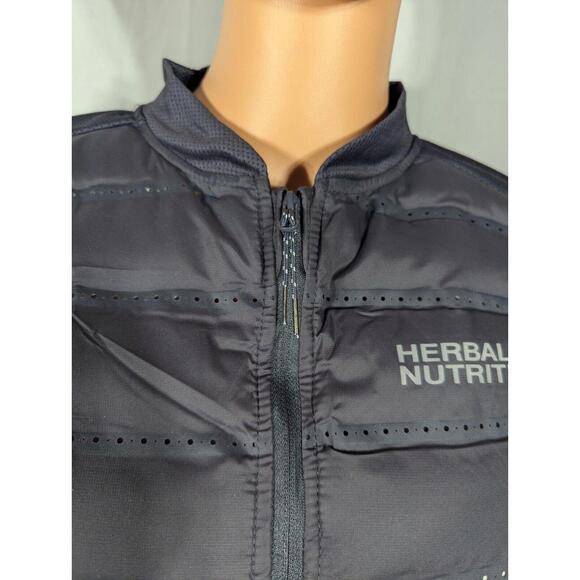 Puffer Vest ~ Women Size M Black Very, Very Lightweight NEW WITH TAGS Vented - Picture 5 of 13